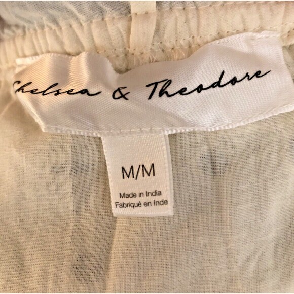 Chelsea & Theodore Eyelet Peasant Blouse Womens Size M Cream On/Off Shoulder - Picture 14 of 15